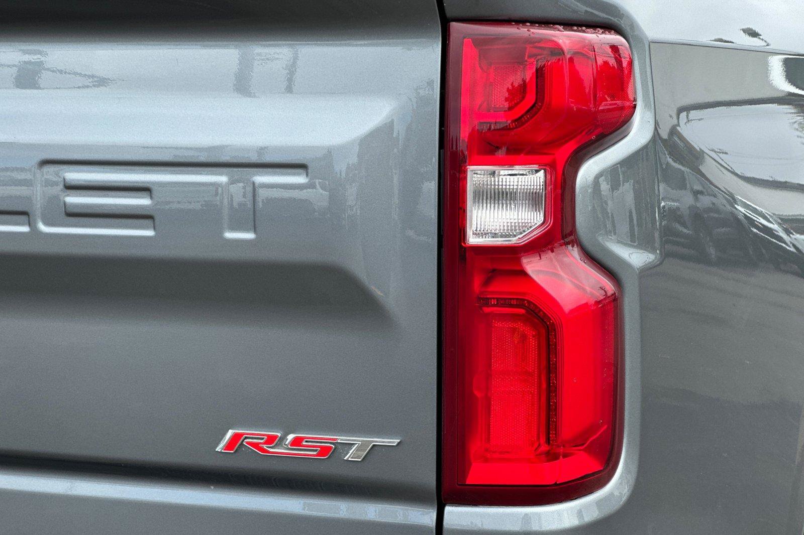Used 2021 Chevrolet Silverado 1500 RST RWD image 28