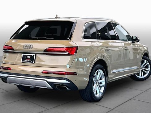 Used 2025 Audi Q7 3.0T Premium Plus w/ Premium Plus Package AWD/4WD image 11