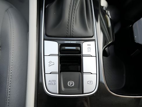 Certified 2026 Hyundai Tucson SE FWD image 30