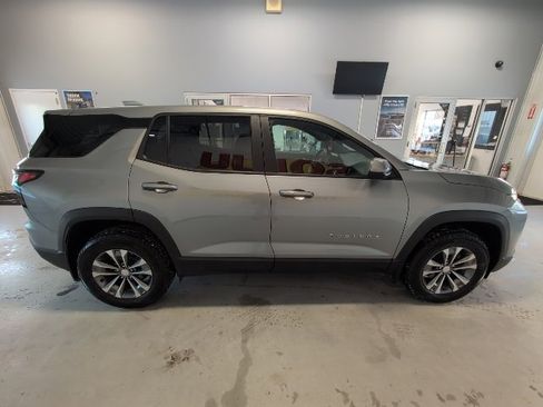 Used 2026 Chevrolet Equinox LT w/ Convenience Package II image 6