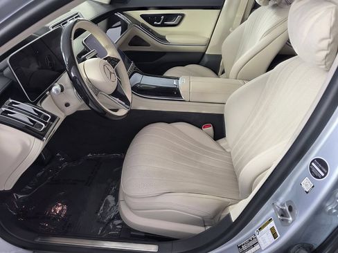 Certified 2023 Mercedes-Benz S 500 4MATIC image 9