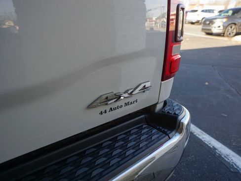 Used 2019 RAM 2500 Limited image 12