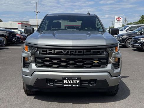 Used 2025 Chevrolet Silverado 1500 Custom AWD/4WD image 25