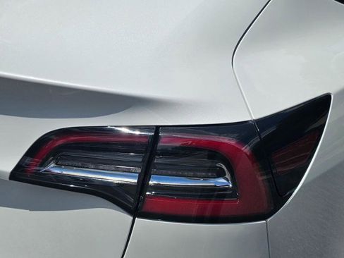 Used 2022 Tesla Model 3 RWD image 30