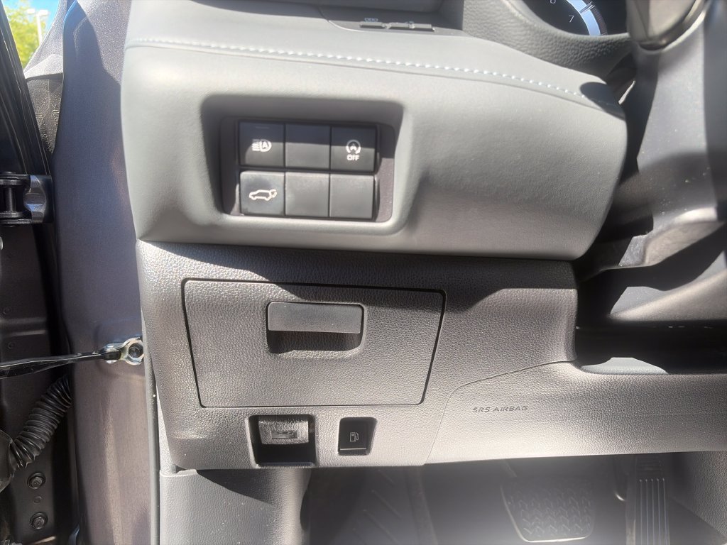 Used 2023 Toyota Highlander XLE AWD/4WD image 31