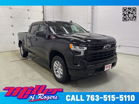 Used 2023 Chevrolet Silverado 1500 RST image 1