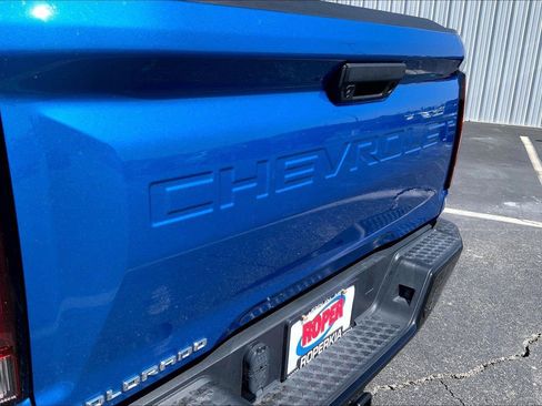 Used 2024 Chevrolet Colorado Trail Boss w/ Advanced Trailering Package AWD/4WD image 29