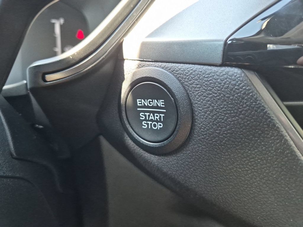 Used 2025 Ford Escape Active FWD image 25