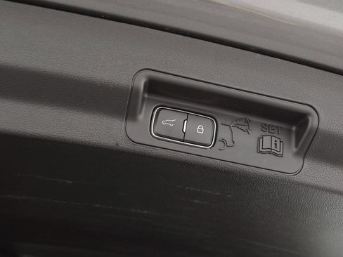 Used 2023 Ford Explorer XLT w/ Equipment Group 202A image 32