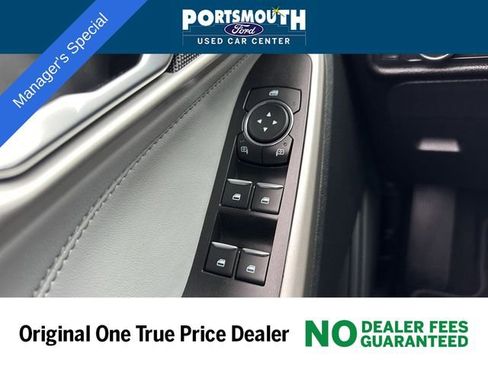 Certified 2022 Ford Explorer XLT w/ Equipment Group 202A image 22