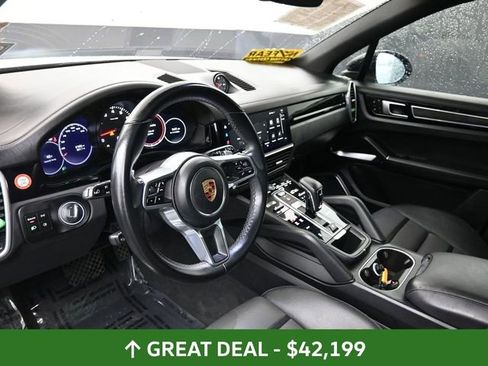 Used 2022 Porsche Cayenne image 23