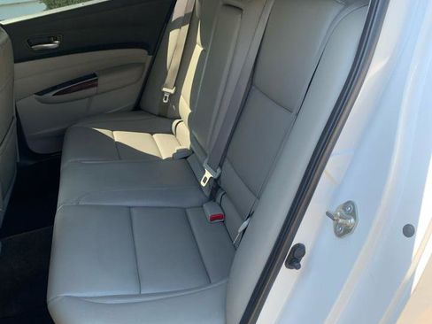 Used 2015 Acura TLX image 8