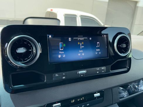 New 2025 Mercedes-Benz Sprinter 3500 image 21