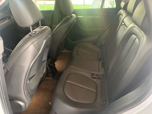 Used 2018 BMW X1 xDrive28i image 12