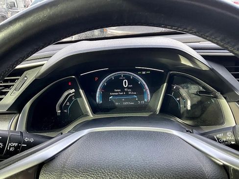 Used 2017 Honda Civic Touring image 17