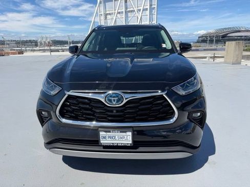 Used 2021 Toyota Highlander Platinum AWD/4WD image 8