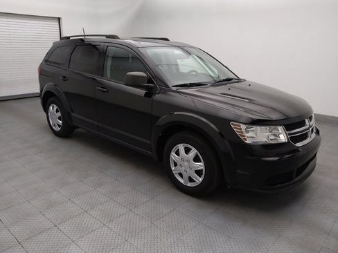 Used 2019 Dodge Journey SE FWD image 11