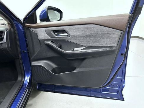 Certified 2023 Nissan Rogue SV AWD/4WD image 16