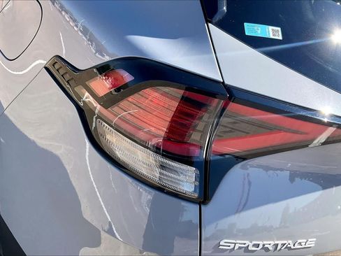 Certified 2024 Kia Sportage X-Line w/ X-Line Premium Package AWD/4WD image 31