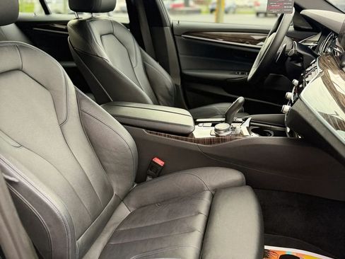 Used 2019 BMW 530i w/ M Sport Package RWD image 20