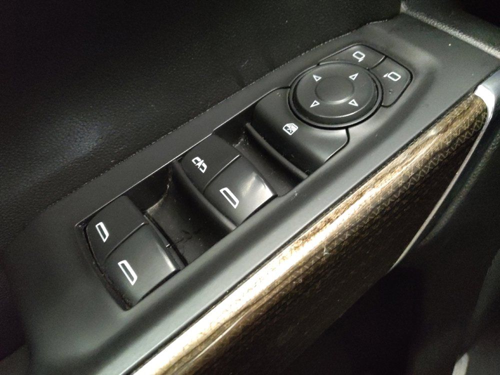 Used 2020 Chevrolet Silverado 1500 LT AWD/4WD image 27