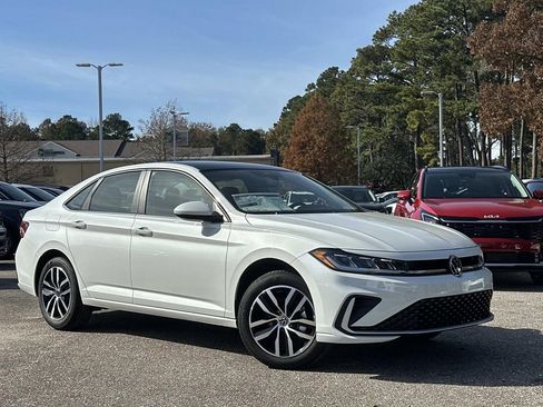 New 2026 Volkswagen Jetta SE image 1