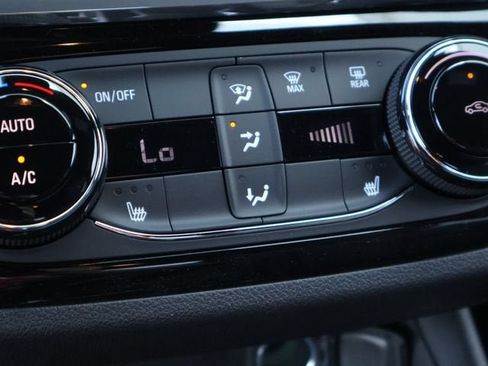 New 2026 Buick Envista Sport Touring w/ Convenience I Package FWD image 34