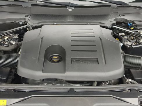 Certified 2023 Land Rover Discovery S R-Dynamic image 14