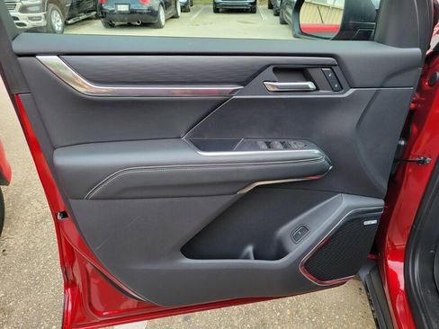 New 2025 GMC Acadia Elevation w/ Elevation Premium Package image 24