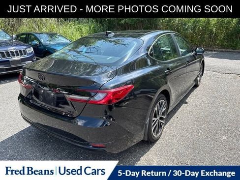 Used 2025 Toyota Camry XLE w/ Premium Plus Package AWD/4WD image 8