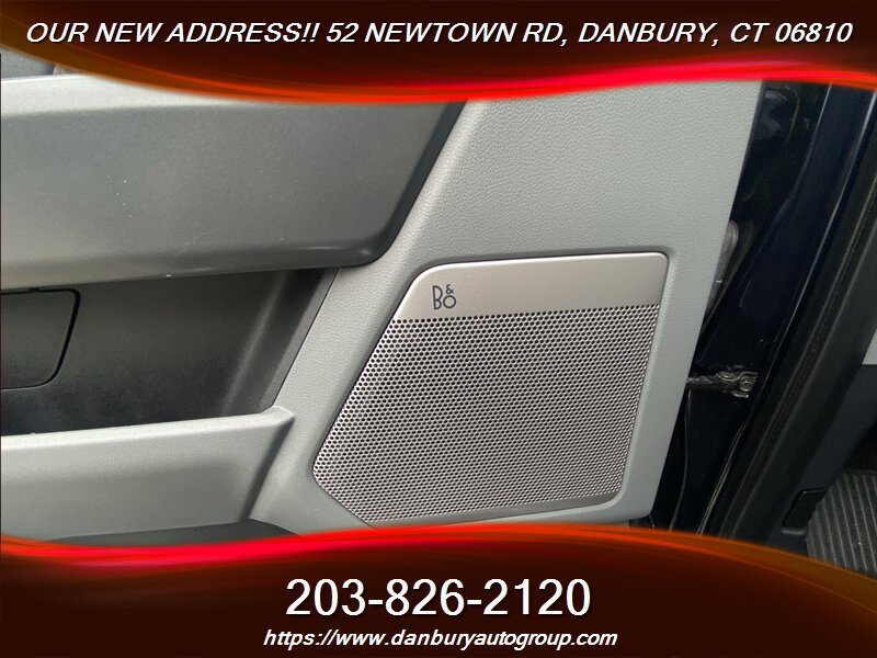 Used 2021 Ford F150 Lariat w/ Equipment Group 502A High AWD/4WD image 11