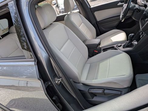 Used 2021 Volkswagen Tiguan SE R-Line w/ 3rd Row Seat Package image 23