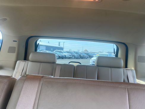 Used 2009 GMC Yukon SLT image 16