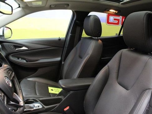 Used 2023 Buick Encore GX Essence w/ Experience Buick Package FWD image 20