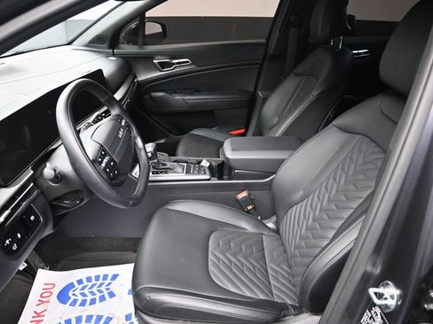 Certified 2026 Kia Sportage X-Line w/ X-Line Premium Package image 14