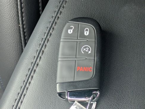 New 2026 Jeep Compass Latitude image 27