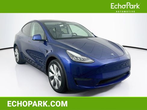 Used 2021 Tesla Model Y Long Range AWD/4WD image 1