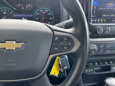 Used 2022 Chevrolet Colorado Z71 image 19