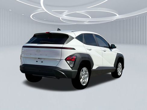 New 2026 Hyundai Kona SE AWD/4WD image 7