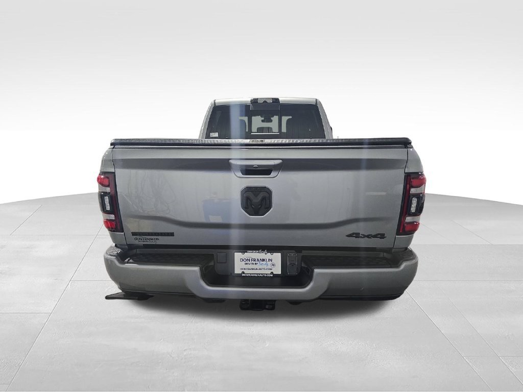 Used 2024 RAM 2500 Big Horn w/ Night Edition AWD/4WD image 4