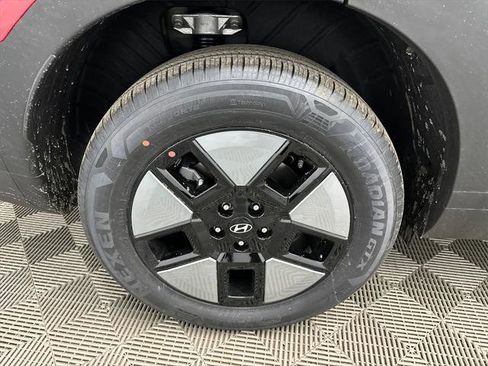 New 2026 Hyundai Santa Fe SE image 17