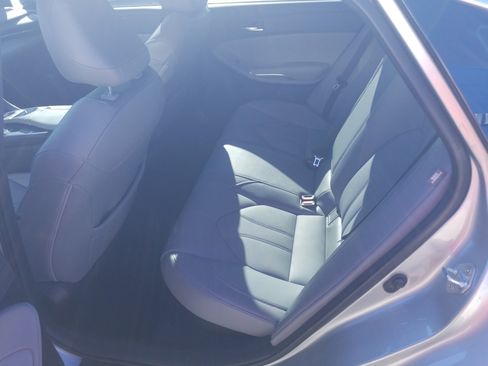 Used 2022 Toyota Avalon XLE image 12