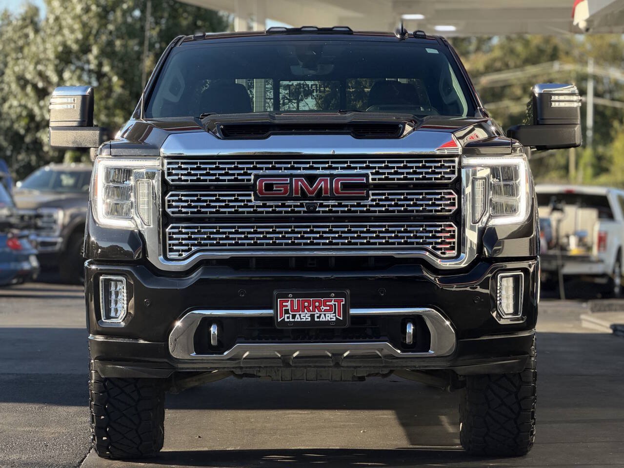 Used 2023 GMC Sierra 3500 Denali w/ Denali Black Diamond Edition AWD/4WD image 7