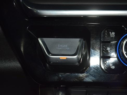 Used 2025 GMC Sierra 2500 Denali Ultimate AWD/4WD image 34
