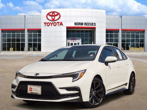 Used 2026 Toyota Corolla SE FWD image 1