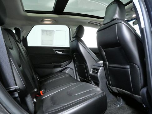 Used 2020 Ford Edge Titanium w/ Canadian Touring Package AWD/4WD image 13