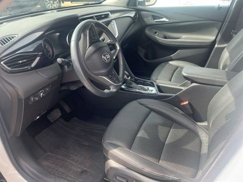 Used 2023 Buick Encore GX Essence w/ Experience Buick Package FWD image 6