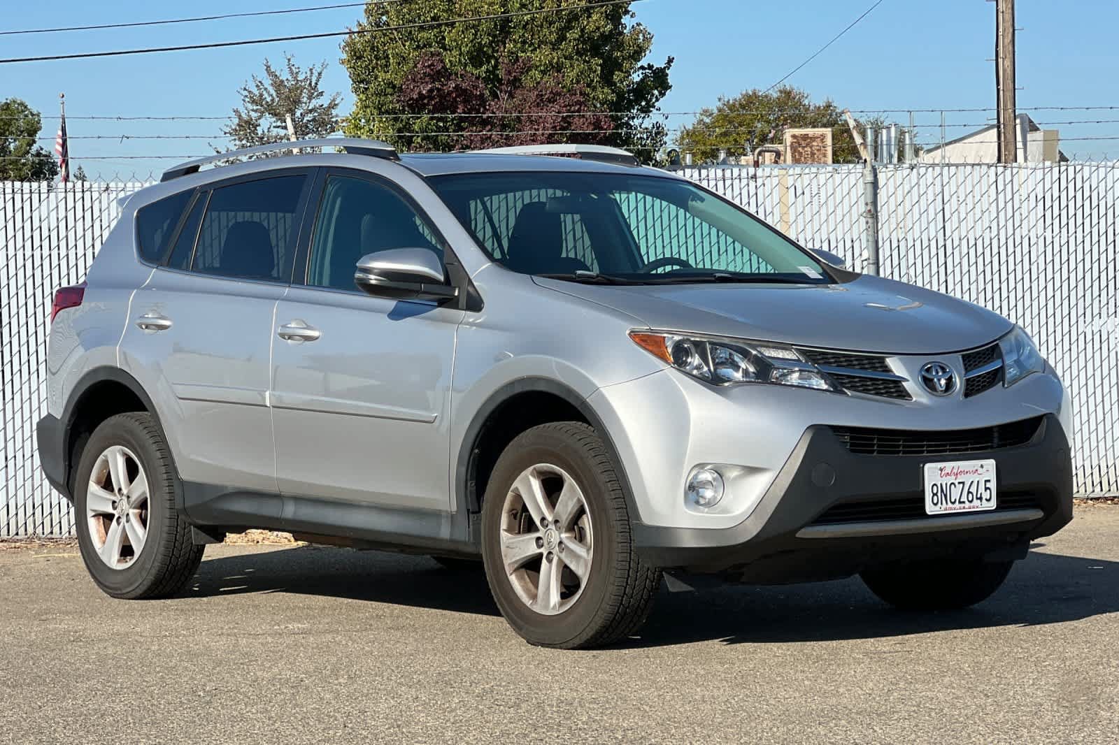 Used 2014 Toyota RAV4 XLE FWD image 7