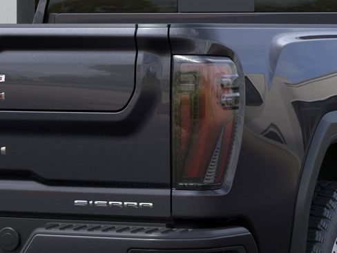 New 2026 GMC Sierra 2500 Denali AWD/4WD image 11