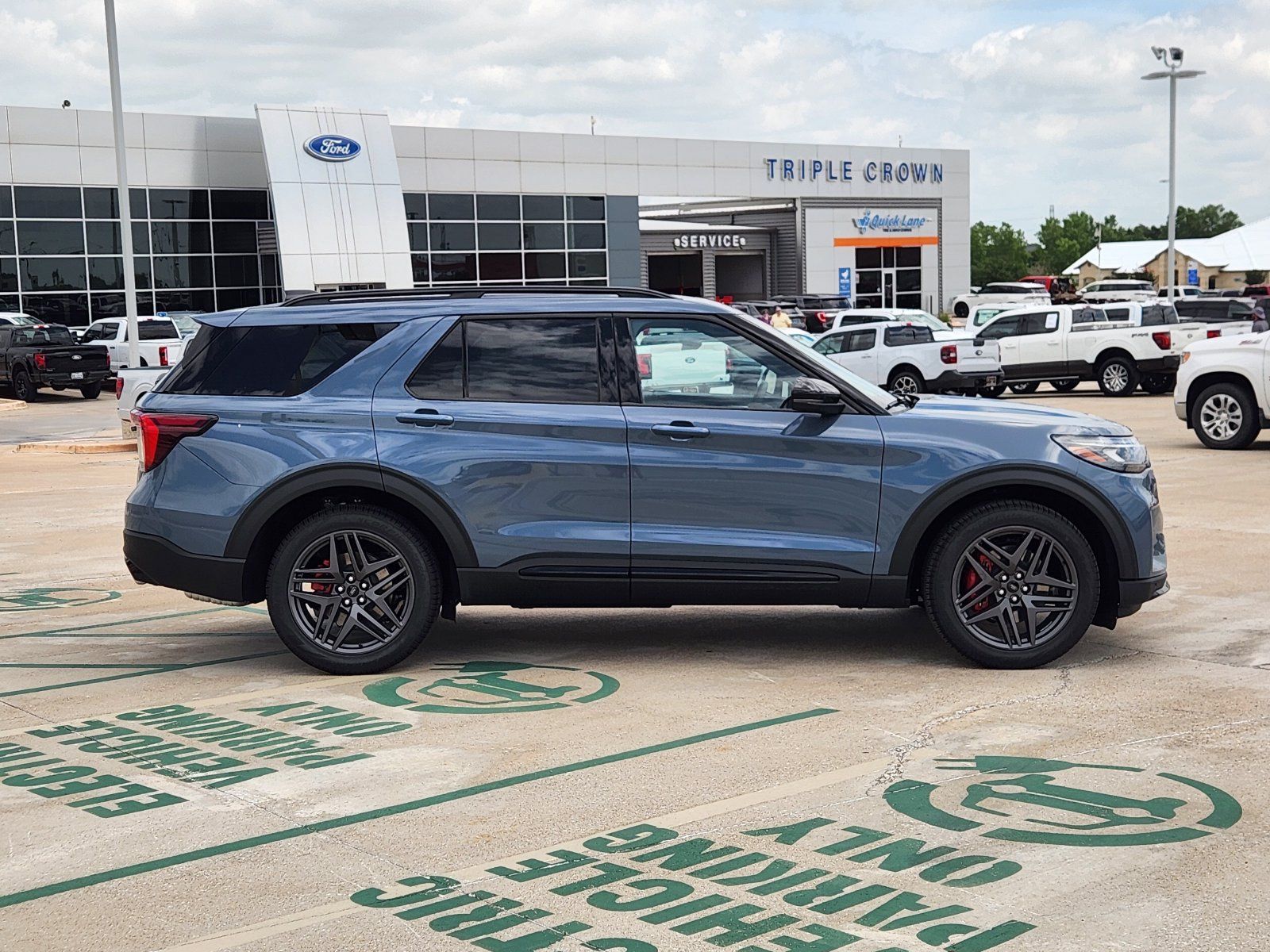 New 2026 Ford Explorer ST w/ Sun And Sound Package AWD/4WD image 7